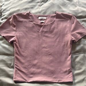 Babaton Dusty Rose Short Sleeve Contour Tee